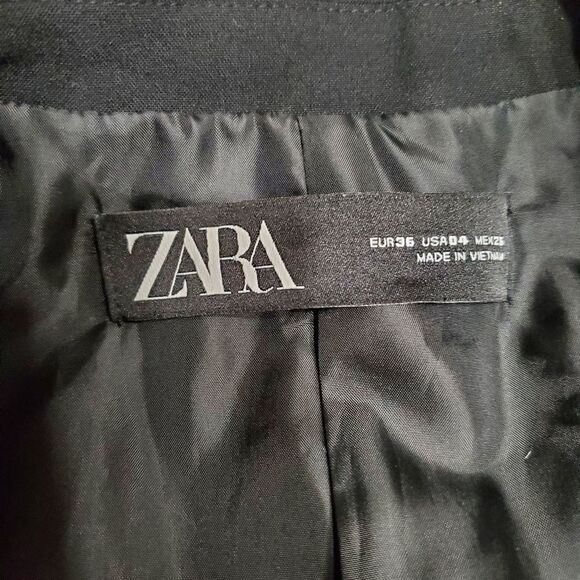 Zara Black Blazer (4) - Picture 5 of 5